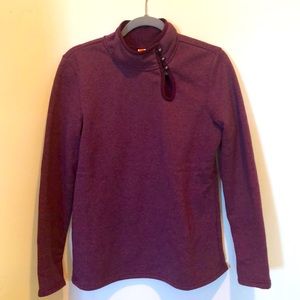 Lucy size M fleece lined top